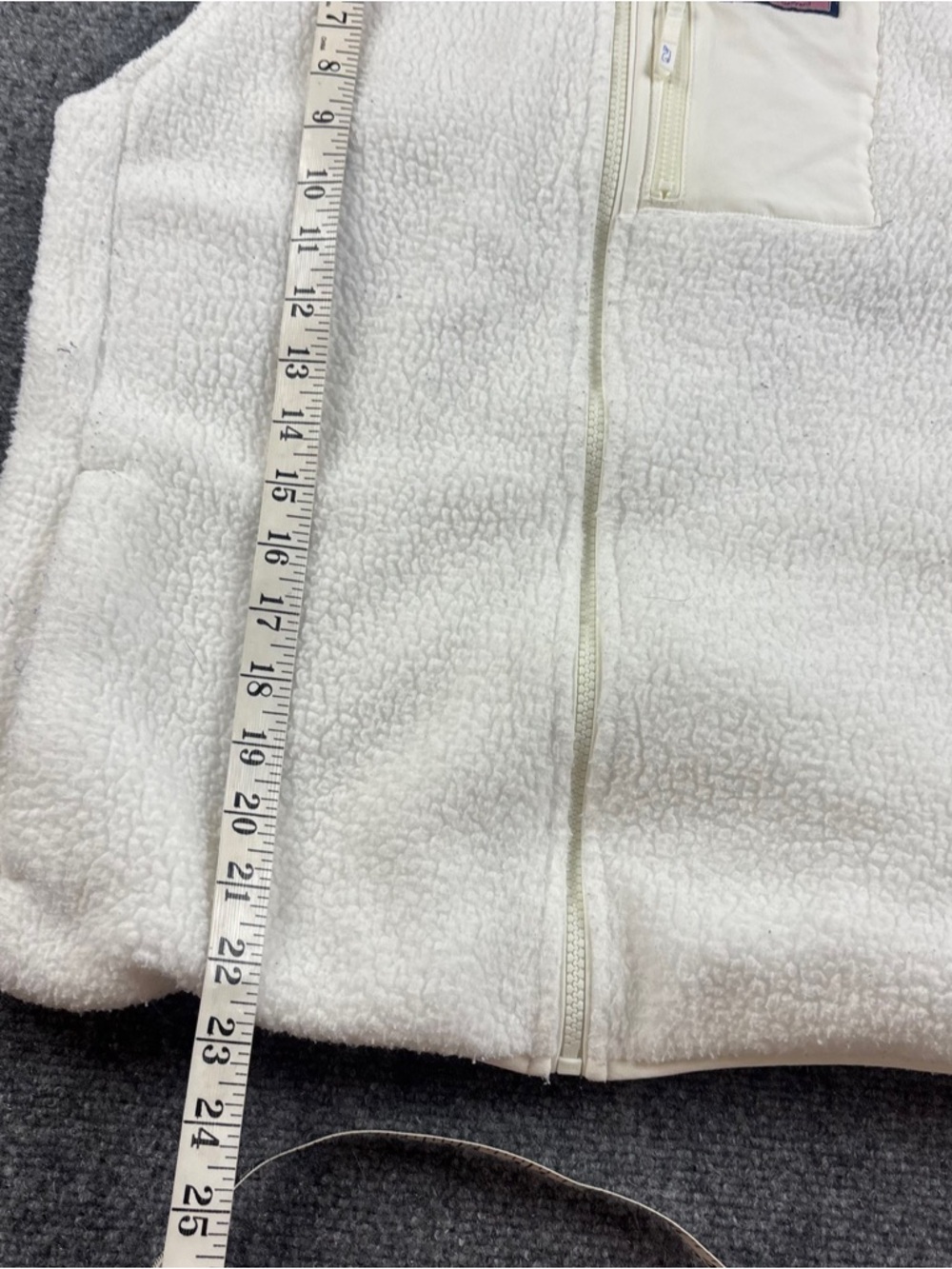 VINEYARD VINES Girls White Sherpa Fleece Vest size: XL - 16 - Picture 7 of 8